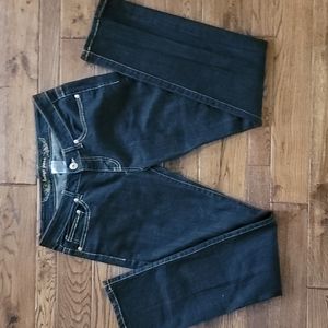 Lucaya Jean with gold detailing